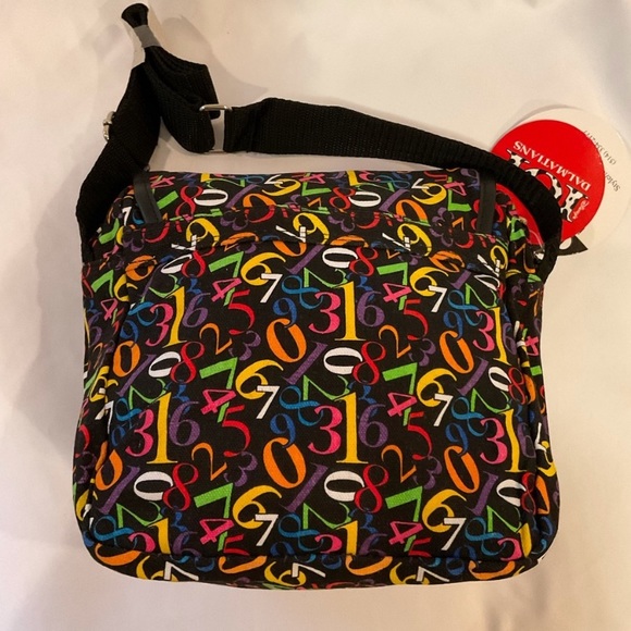 Disney 101 Dalmatians Shoulder Bag & Winnie The Pooh Vacuum Flask, Thermos - Picture 6 of 14